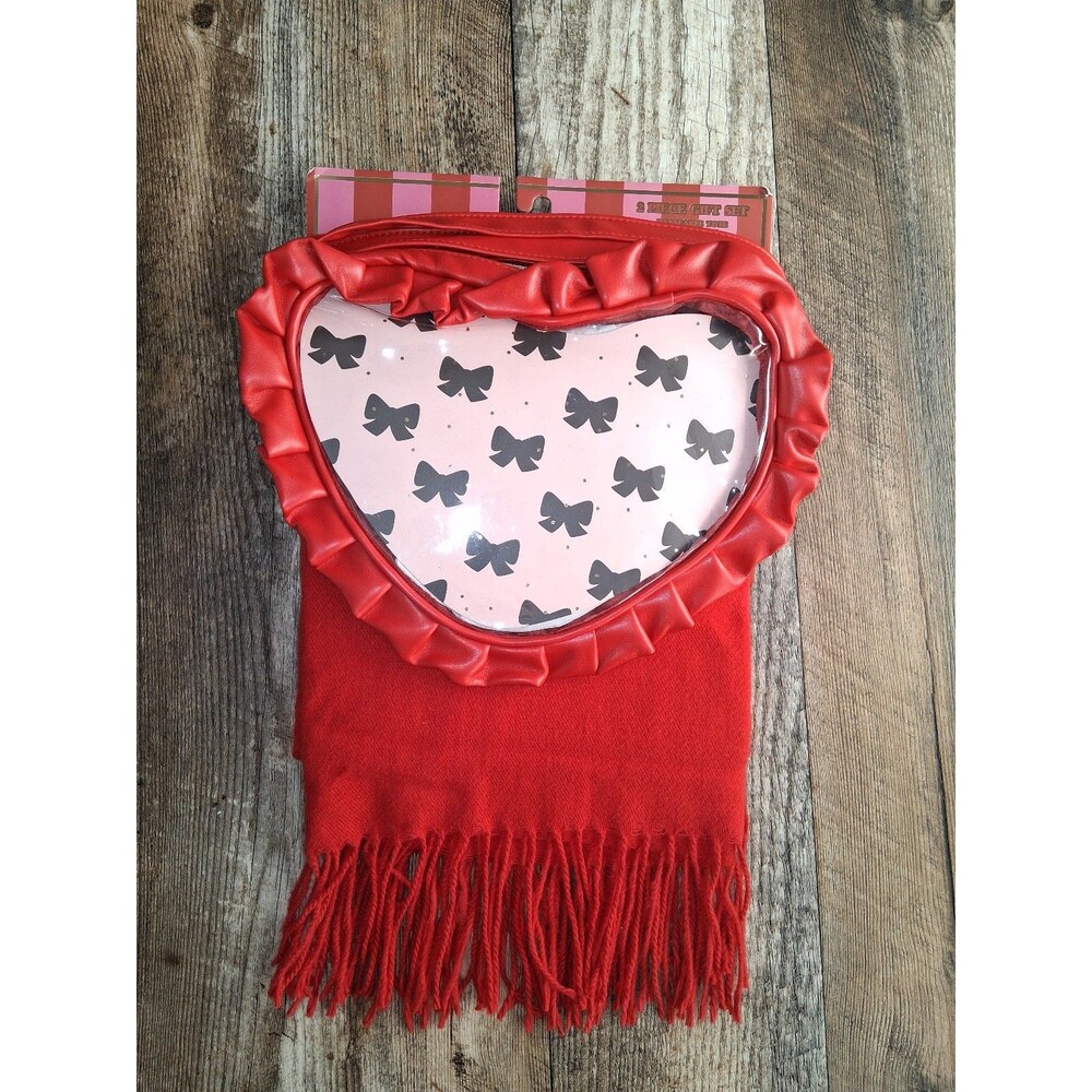 NEW! Mellow & Mod 2 Piece Tote Bag & Scarf Gift Set, Red